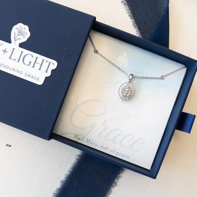 L+L Necklace, Grace (Silver)