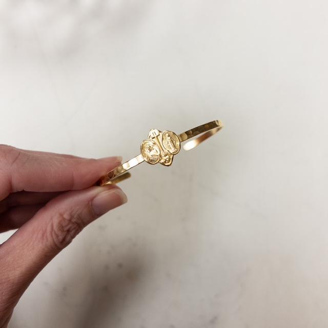 3-Way Medal Cuff