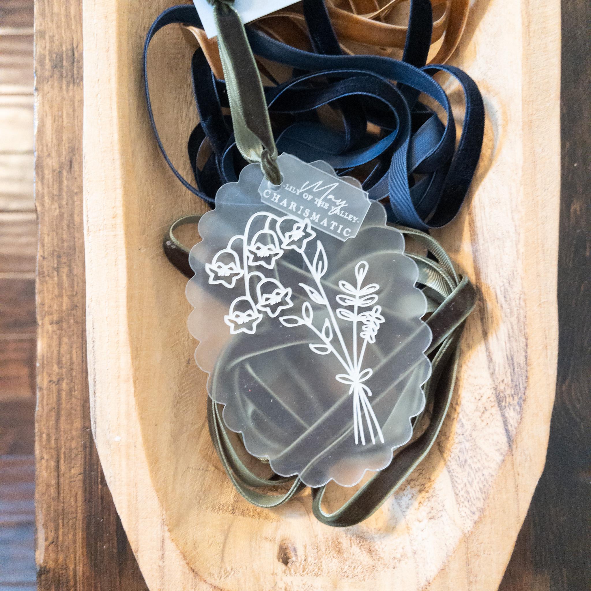 Birth Month Flower Tag {acrylic}