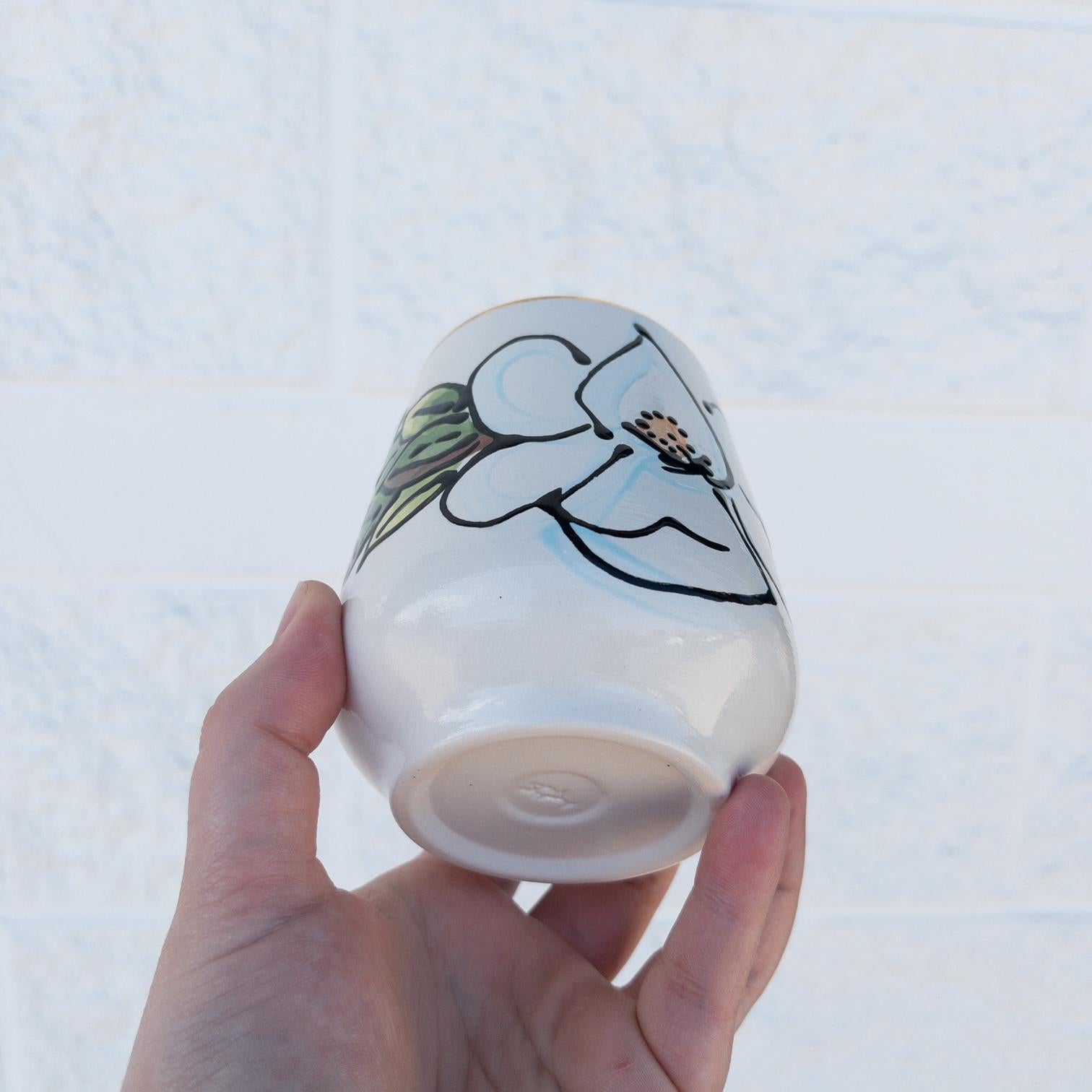 Magnolia Ceramic Wine Glass