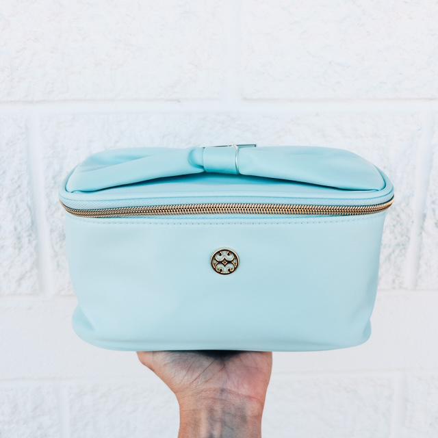 Kiss & Makeup Medium Bag