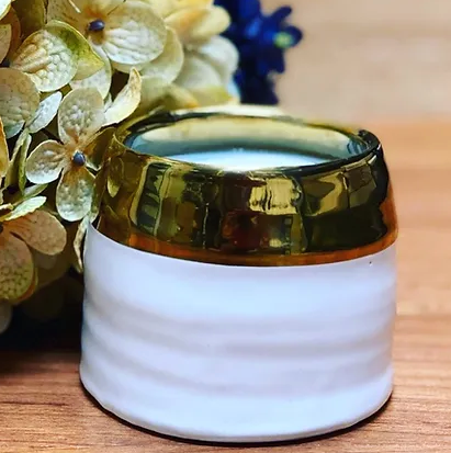 Southern Lights Gold/White Candle {8 oz}