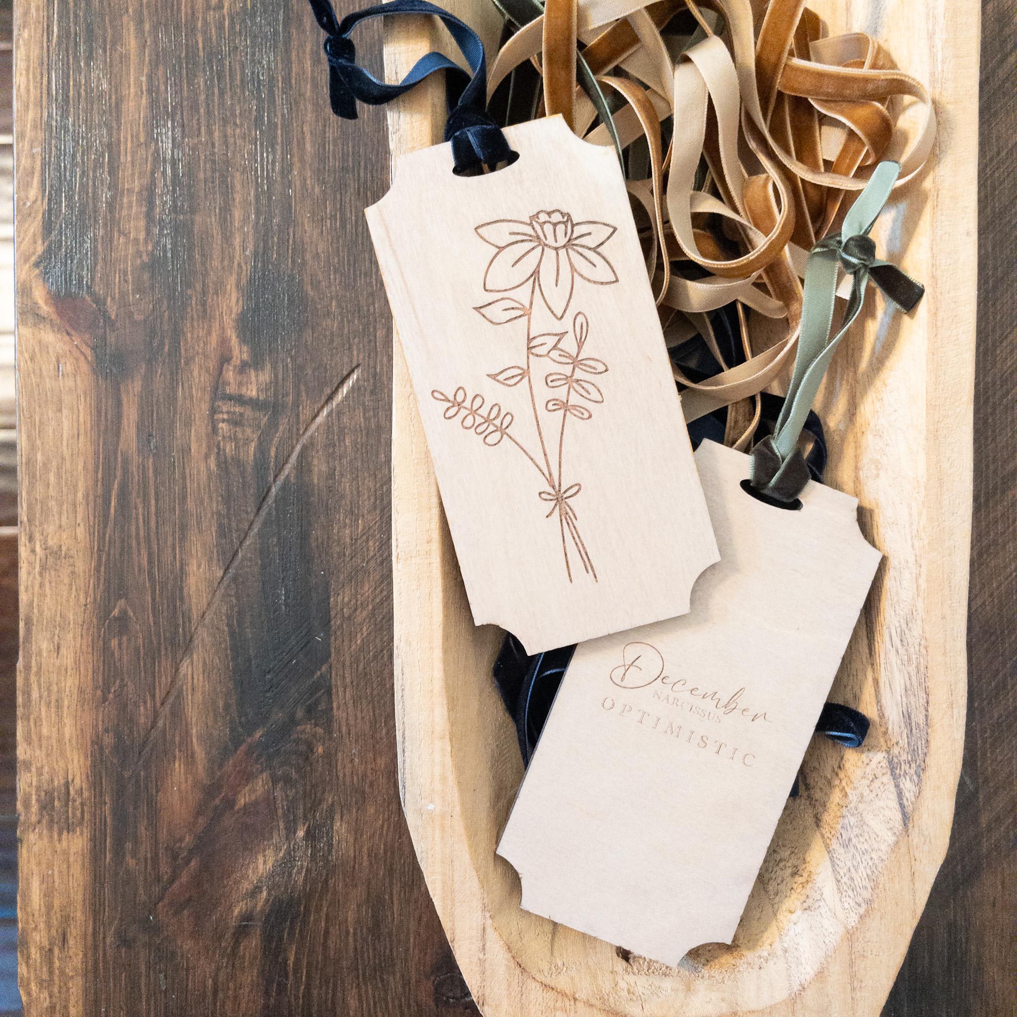 Birth Month Flower Tag {wood}