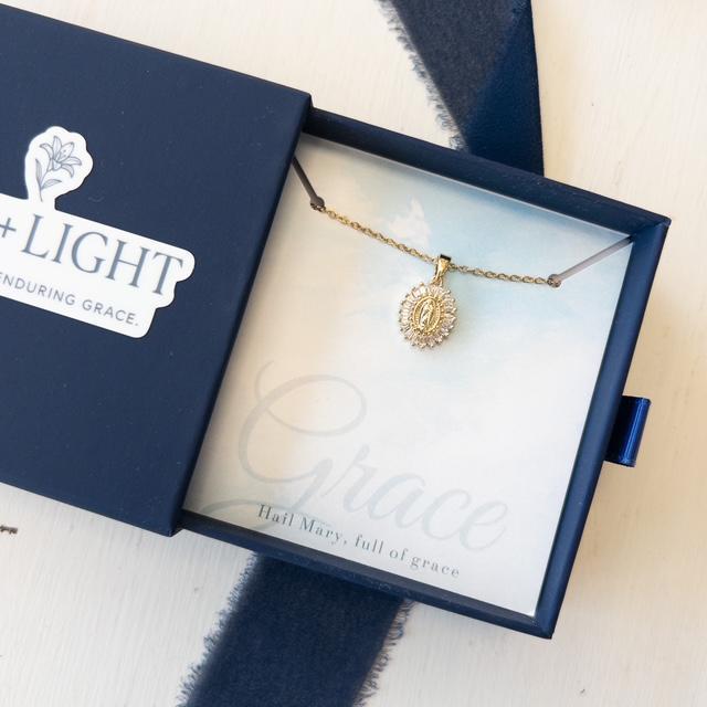 L+L Necklace, Grace (Gold)