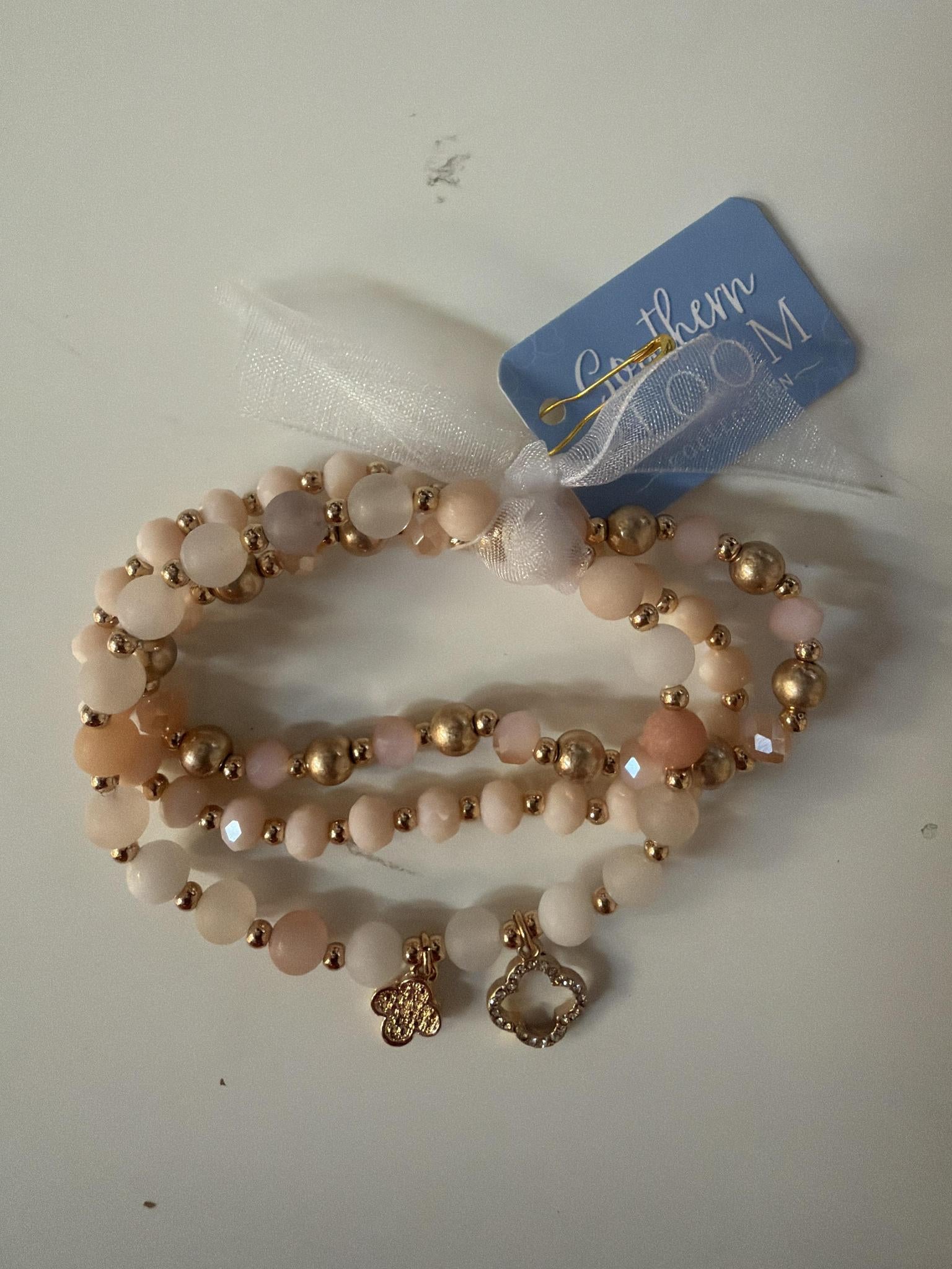 Clover Charm Bracelet, Peach
