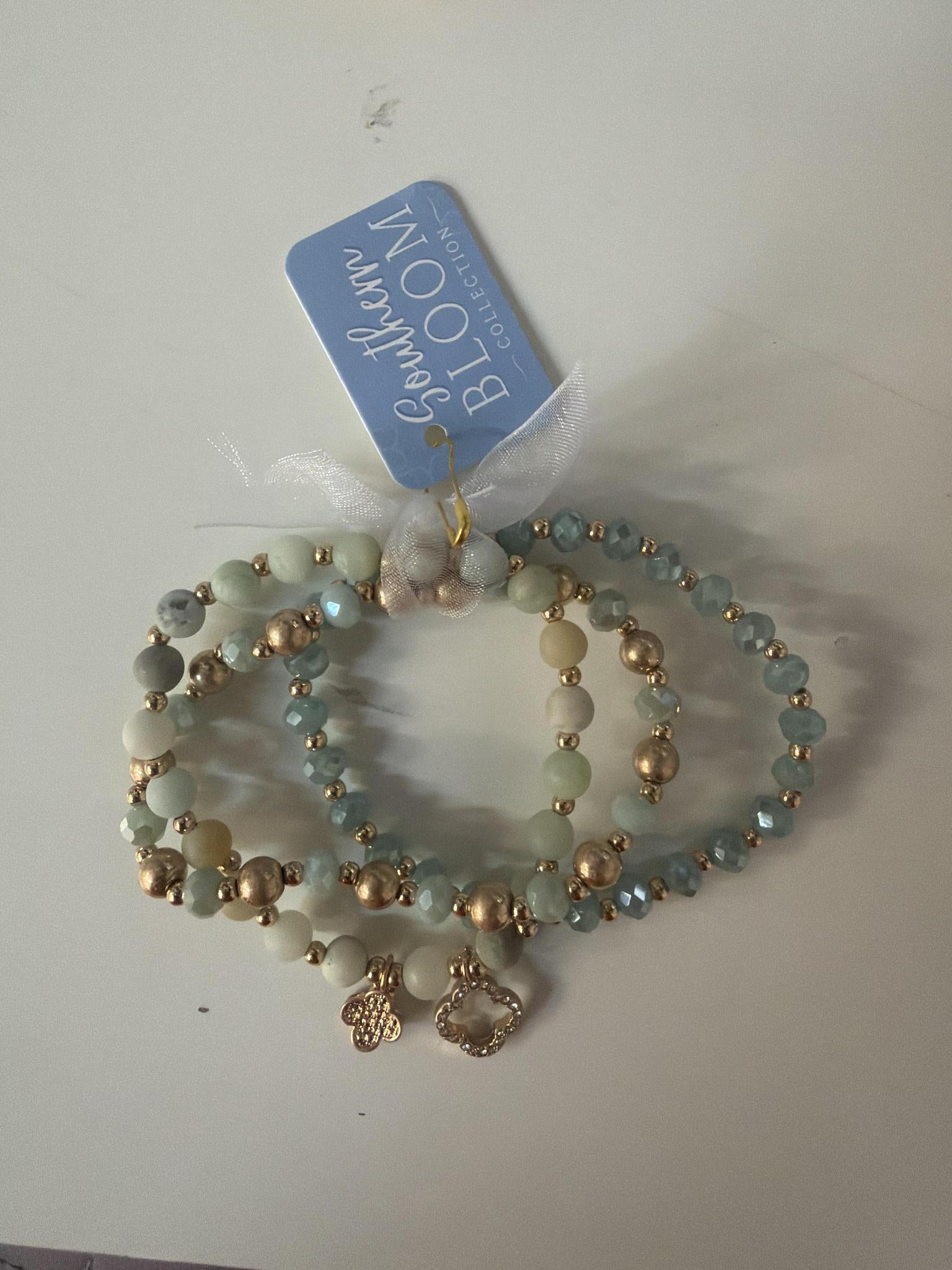 Clover Charm Bracelet, Mint